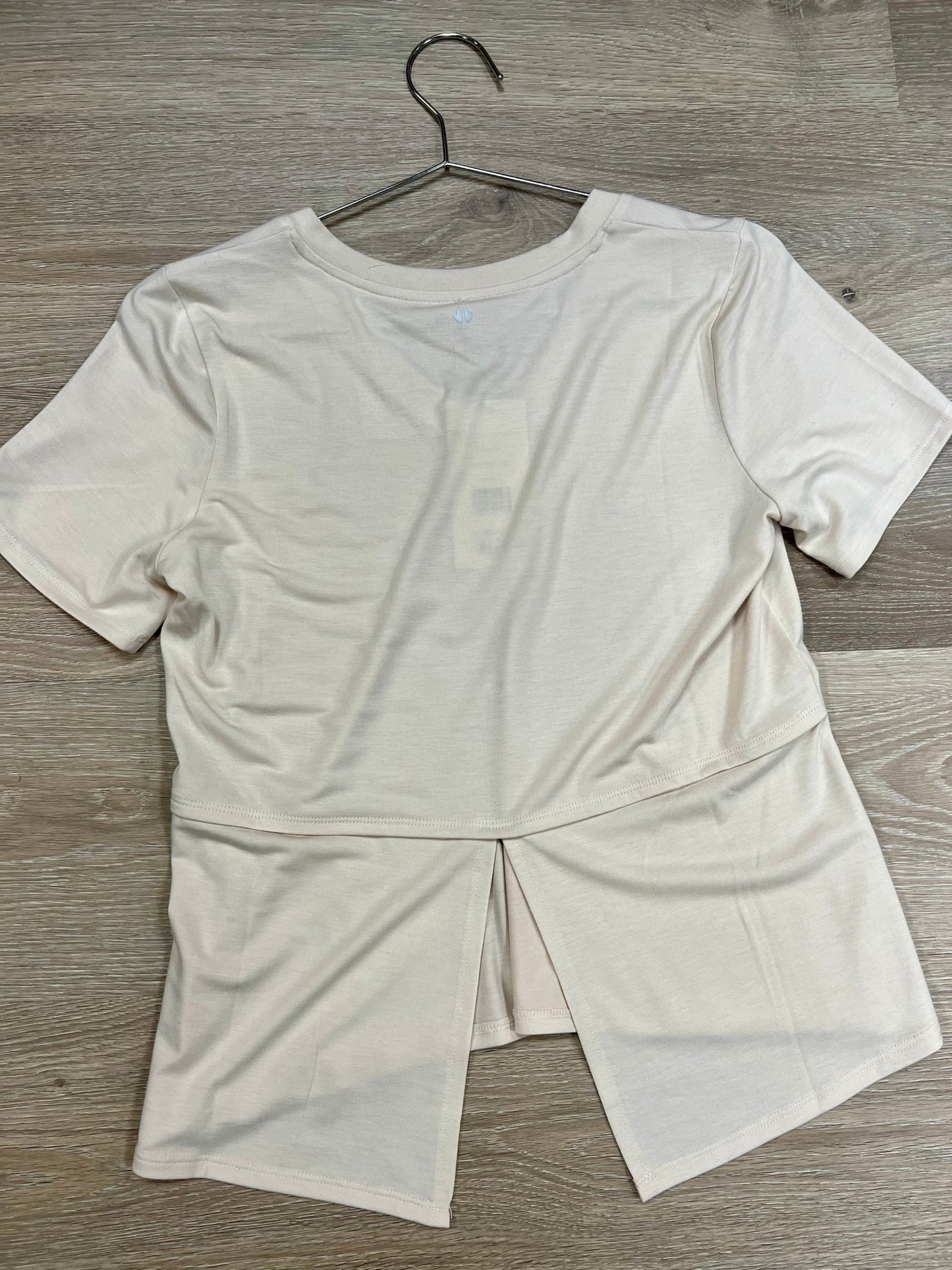 Thrive Societe Back Vent Tee